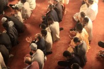 SÖMÜRGECILER - Afrikalı Dini Liderler Eyüpsultan Camisii'nde Namaz Kıldı
