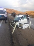 Aşkale'de İki Ayrı Trafik Kazası Açıklaması 3 Yaralı