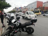 YUNUS POLİSİ - Avcılar'daki Kazada 1 Polis Yaralandı