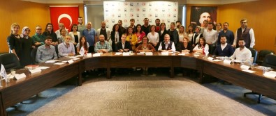 DENİB'de 'Fark Oluşturan Yönetici Etkin Yöneticilik Becerilerini Geliştirme Eğitimi'