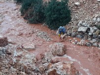 Gaziantep'te Şiddetli Yağmur Sele Neden Oldu