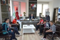 MİLLİ HALTERCİ - Genç Sporcular Başkan Özkan Altun'u Ziyaret Etti