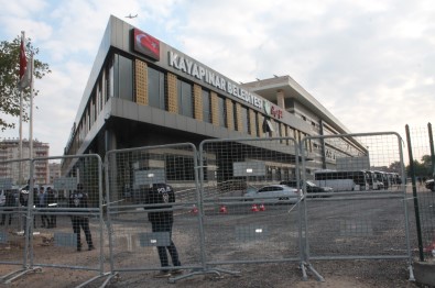 HDP'li 3 belediyeye kayyum atandı