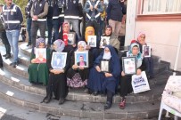 OTURMA EYLEMİ - HDP Önündeki Ailelerin Evlat Nöbeti 50'Nci Gününde