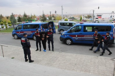 Karaman'da Hırsızlık Yaptıkları İleri Sürülen 4 Zanlı Konya'da Yakalandı