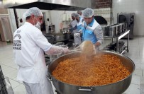 GIDA KONTROL - Kayyum Atanan Belediyeden Yoksul Ve Kimsesizlere Sıcak Yemek