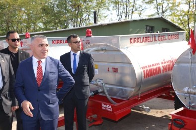 Kırklareli'de 20 Köye Yangın Söndürme Tankeri Dağıtıldı