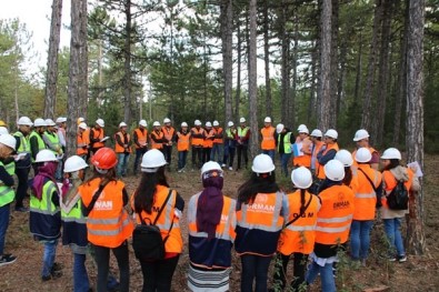 Kütahya'da Genç Ormancılara Uygulamalı Ve Teorik Eğitim