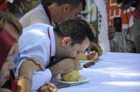 ALI KAYA - Narın Tanesini Dökmeden Yemek İçin Yarıştılar