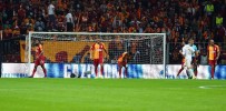 UEFA Şampiyonlar Ligi Açıklaması Galatasaray Açıklaması 0 - Real Madrid Açıklaması 1 (İlk Yarı)