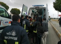 SÜLEYMAN ŞAH - Van'da Trafik Kazası; 3 Yaralı