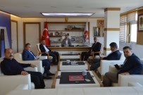 İBRAHİM SADIK EDİS - Başkan Özdemir Açıklaması 'Ayrımız, Gayrımız Yok'