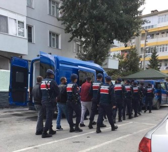 Konya'da Jandarmadan Zehir Tacirlerine Operasyon Açıklaması 8 Gözaltı