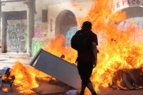 HÜKÜMET KARŞITI - Protestolar Şili Devlet Başkanına Geri Adım Attırdı