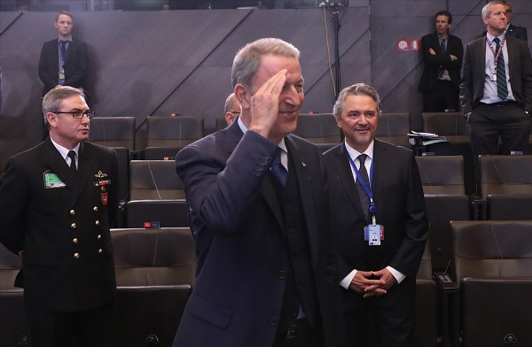 Bakan Akar, NATO Karargahında
