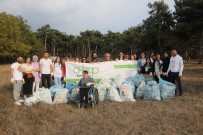 AHBAP Gönüllüleri, Çevrede Temizlik Yaptı