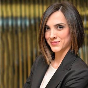 Kadınlarda Göğüs Sarkmasına Dikkat