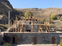 RESTORASYON - Kars'ta Mazlumağa Hamamı'nın Restorasyon Çalışmaları Sürüyor