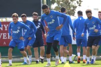 KEMERBURGAZ - Kasımpaşa, Göztepe Maçı Hazırlıklarını Sürdürdü