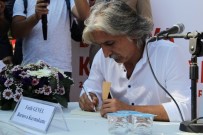 FATIH GENEL - Kaymakam Genel, 'Az Daha Çoktur' İsimli Kitabını İmzaladı