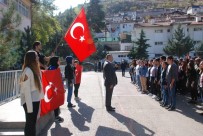 TÜRK BAYRAĞI - Lise Öğrencilerinden Mehmetçiğe Destek