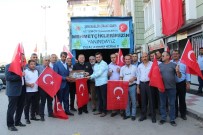 Manisalı Çiftçilerden Mehmetçiğe Enerji Kaynağı Kuru Üzüm