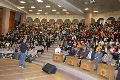 Nevşehir'de 'Geleceğim Mesleğim' Konferansı Düzenlendi
