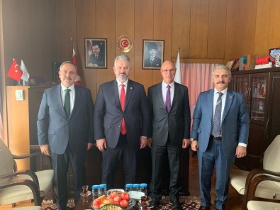 TBMM İdare Amiri Turan, Filistin'in Ankara Büyükelçisi Faed Mustafa İle Görüştü