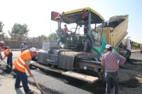 VİRANŞEHİR - Viranşehir'de Yenihal Caddesini Asfaltlanıyor