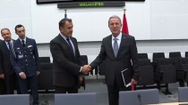 SAVUNMA BAKANI - Akar, Yunanistan Savunma Bakanı İle Görüştü