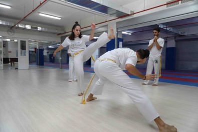 Bayraklı'da Capoeira Kursu Başlıyor