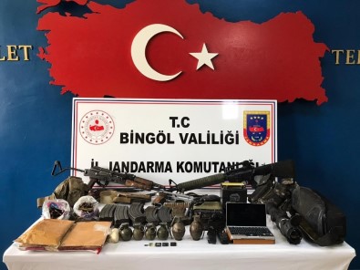 Bingöl'de Silahlar Ve Mühimmat Ele Geçirildi