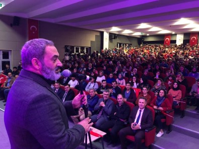 Dursun Ali Erzincanlı Şiirleriyle Mest Etti