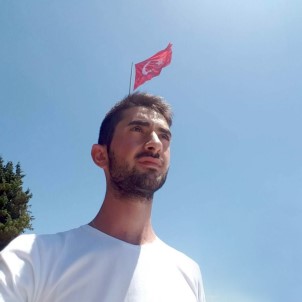 Motosiklet Kazasında Ağır Yaralan Genç Hayatını Kaybetti