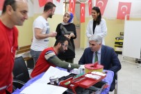 UZMAN ÇAVUŞ - Öğretmen Ve Velilerden Mehmetçiğe Kan Bağışı Desteği