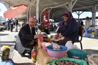 EL EMEĞİ GÖZ NURU - Salihli'de Üretici Pazarı İlgi Görüyor