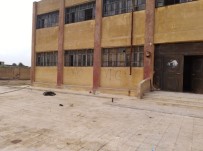 ASKERİ EĞİTİM - Tel Abyad'da PKK/YPG'nin Sözde Askeri Kampa Dönüştürdüğü Okul Temizlendi