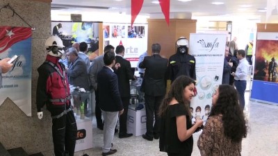 Türkiye'de Ürettikleri Maskeleri 20 Ülkeye İhraç Ediyorlar