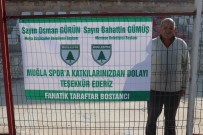 BOSTANCı - 63 Yaşındaki Fanatik Taraftar Tek Başına Takımını Destekledi