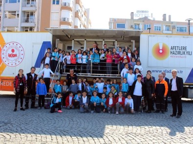 AFAD'ın Deprem Simülasyon Tırı Çanakkale'deydi