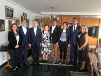 YILDIZ KENTER - Başkan Akpolat'tan, Tiyatro Ve Sinema Sanatçısı Yıldız Kenter'e Ziyaret