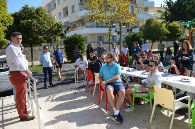 Gönüllü Gençlerden Engellilere Ziyaret