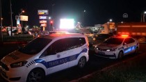 Malatya'da Motosikletli Polis Ekibi Kaza Yaptı Açıklaması 2 Yaralı