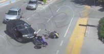 MOTOSİKLET KAZASI - Motosiklet Kazaları Kameralara Yansıdı