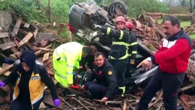 Ordu'da Otomobil Şarampole Devrildi Açıklaması 1 Ölü, 1 Yaralı