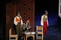 BURÇİN BİLDİK - 'Aşkımız Aksaray'ın En Büyük Yangını' Tiyatro Oyunu Başakşehir'de