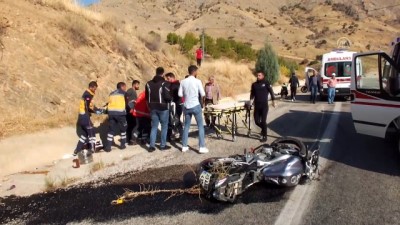 Elazığ'da Motosiklet Devrildi Açıklaması 2 Yaralı