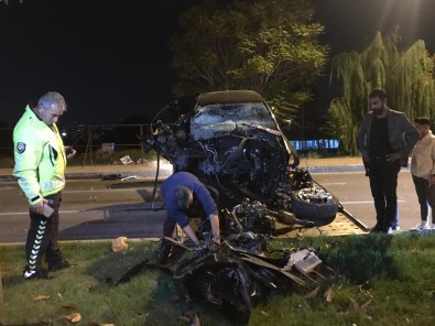 Kartal Sahil Yolunda Feci Kaza