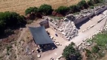 ANIT MEZAR - Parion'da Bin 900 Yıllık 'Anıt Mezar Kitabesi' Bulundu