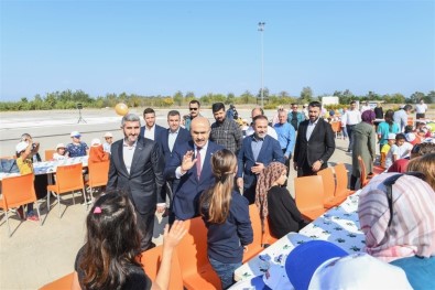 Vali Demirtaş 'Uçurtma Şenliği'ne Katıldı